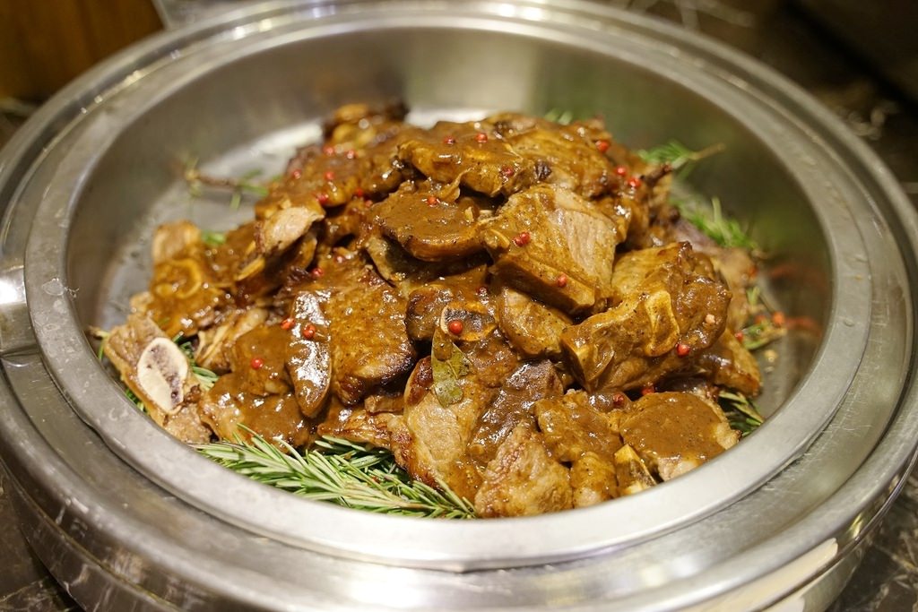 【宜蘭礁溪吃到飽餐廳推薦】宜蘭在地特色好食材 每日手工製作甜點 享享自助百匯
