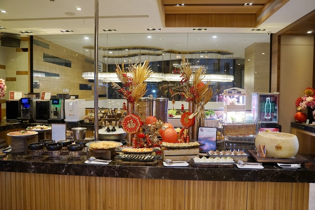 【宜蘭礁溪吃到飽餐廳推薦】宜蘭在地特色好食材 每日手工製作甜點 享享自助百匯