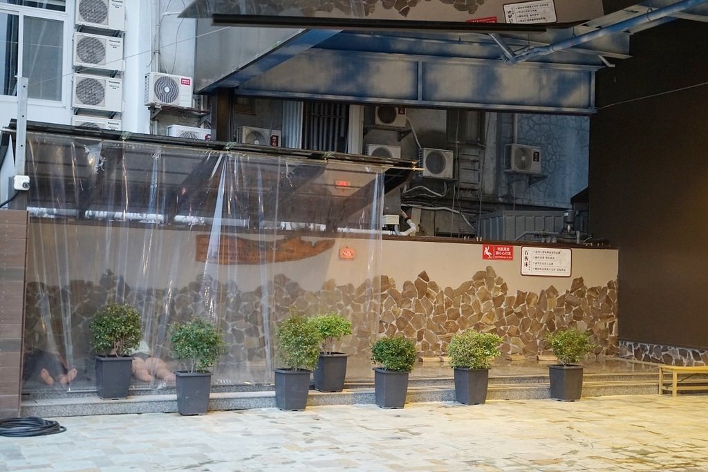 【宜蘭礁溪SPA露天風呂推薦】全新網美景點彩虹泡湯池 礁溪溫泉泡湯首選 川湯春天旗艦館SPA露天風呂