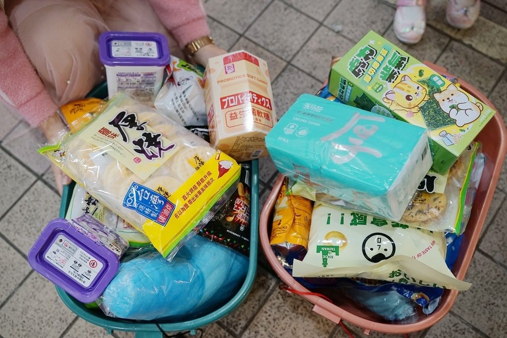 【台北夾娃娃機店推薦】全台北最好夾 零食/飲料/餅乾/生活用品通通夾好夾滿 優品娃娃親子遊樂園台北店