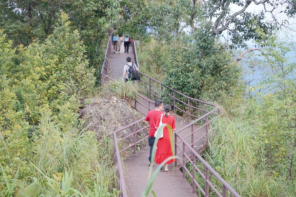 【泰國清邁免費景點推薦】海拔1431公尺/360度高空全景 彩桑國家公園內 邱興登山步道