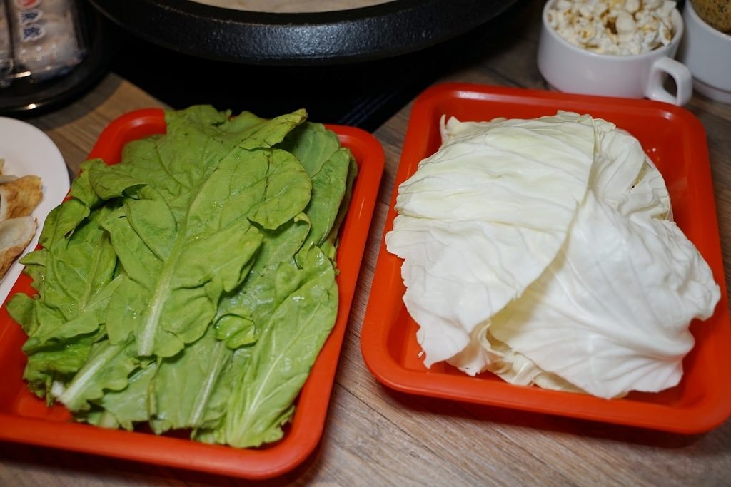 【基隆石頭火鍋推薦】崁仔頂現流海鮮每日新鮮直送 基隆特色食材大集合 厚鍋平價自助石頭火鍋城