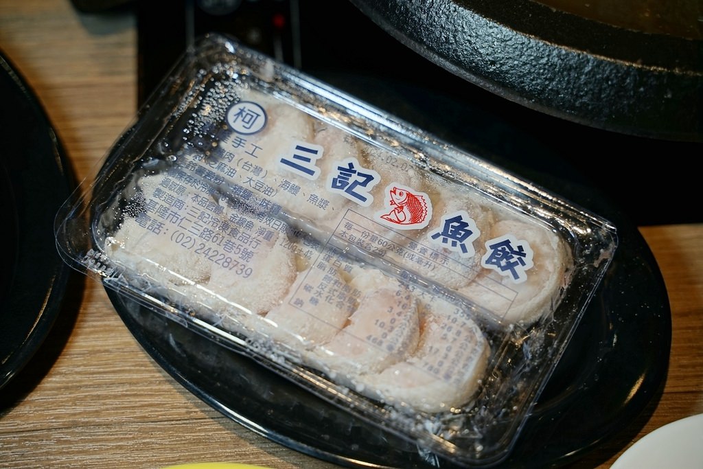 【基隆石頭火鍋推薦】崁仔頂現流海鮮每日新鮮直送 基隆特色食材大集合 厚鍋平價自助石頭火鍋城