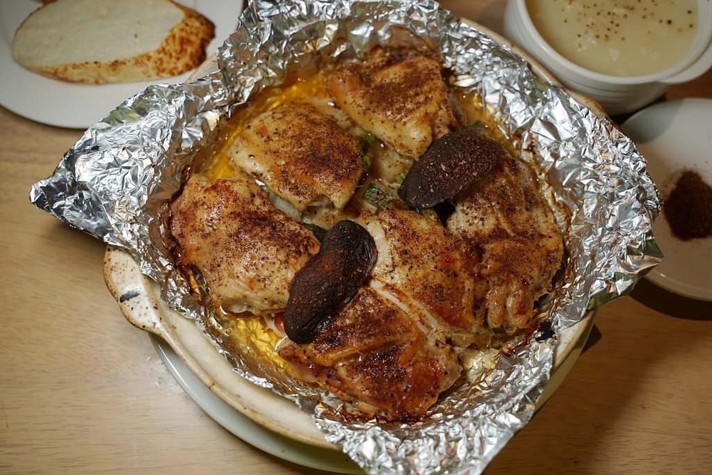 【台北濟南路美食推薦】超高CP值牛排套餐 豐富自助吧無限量供應吃到飽 上菜囉!!
