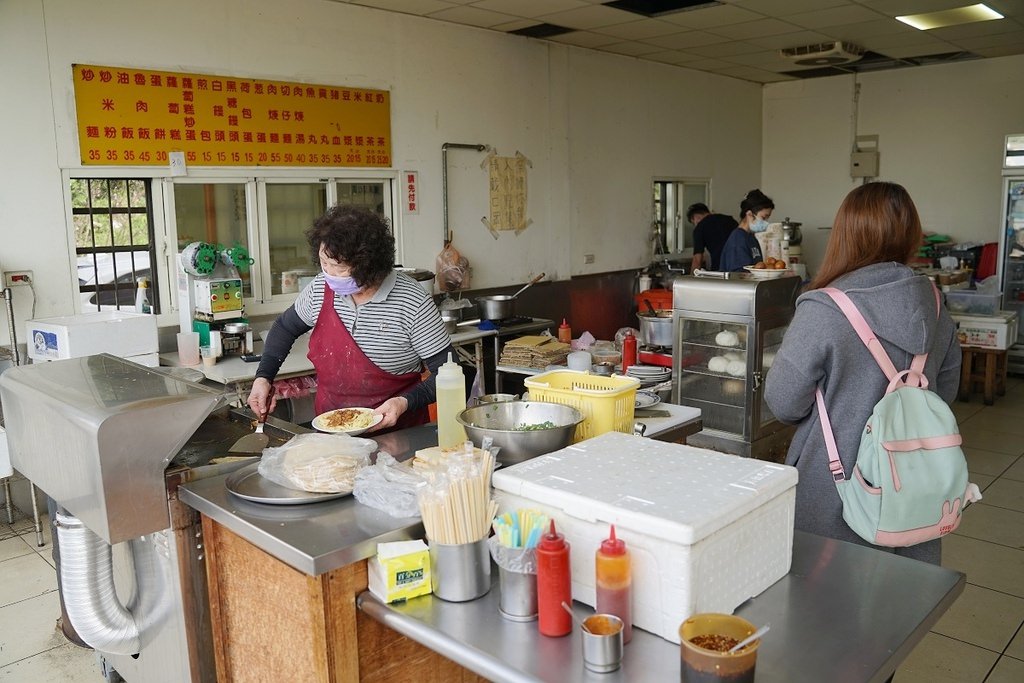 【桃園蘆竹富國路早餐推薦】桃園龍德宮人氣中式早點 人氣炒麵豬血湯必點 耶穌愛你我家早點