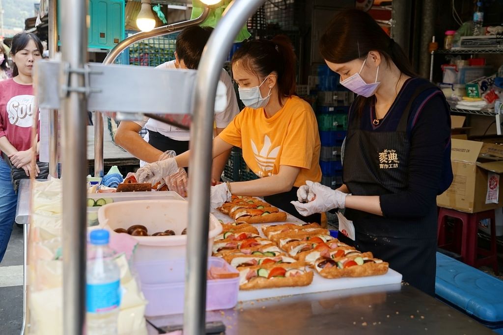 【基隆七堵美食推薦】創始於1996年 在地人氣排隊美食 七堵家傳營養三明治