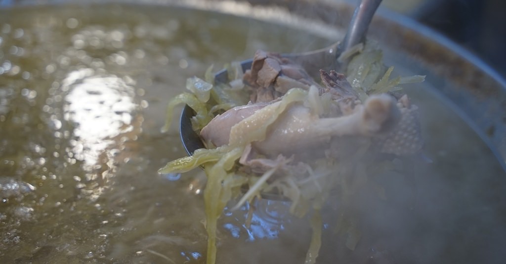 【梧州街觀光夜市美食推薦】傳統小吃多選擇 美味必點好吃鹹菜鴨/手切滷肉飯 梧州街夜市鹹菜鴨