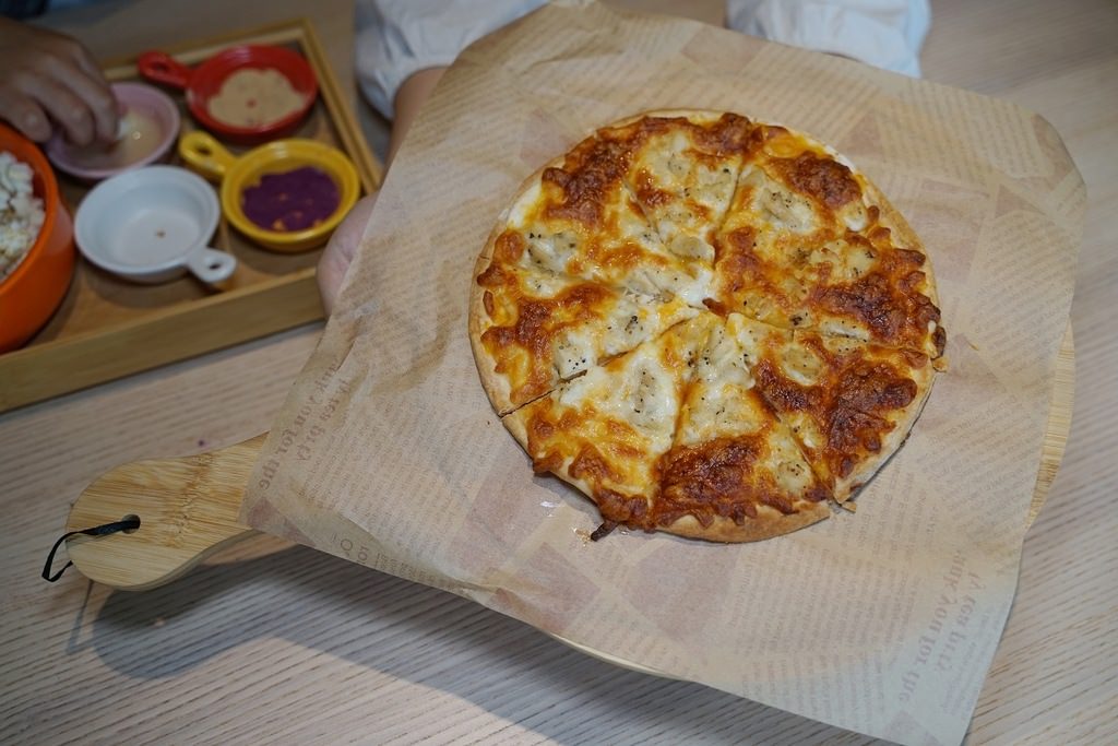 【北海岸金山萬里伴手禮推薦】地瓜牛奶霜淇淋/地瓜Pizza美味必點 汪汪地瓜園產業故事館