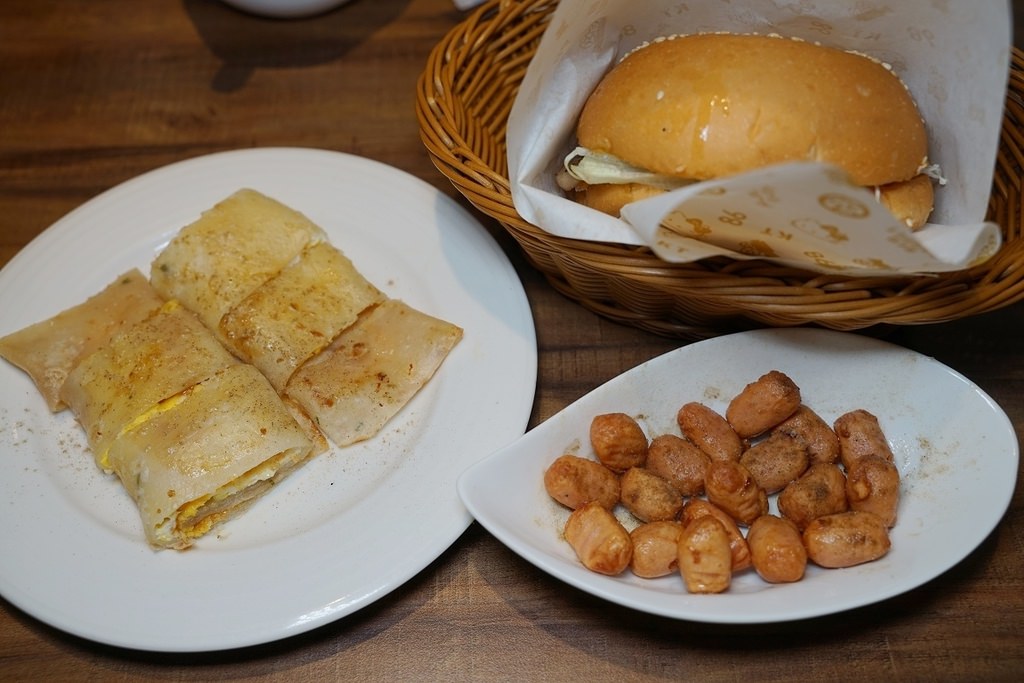 【元智大學早午餐推薦】價格實惠平價 假日限定日式丼飯 QQ蛋餅