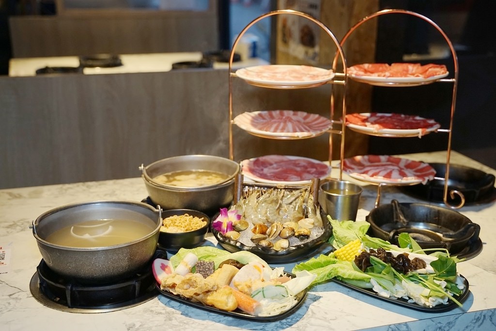 【台中霧峰火鍋餐廳推薦】自助蔬食無限量供應吃到飽 美味必點雙人經典牛豚雙塔套餐 築崎相撲鍋物霧峰殿