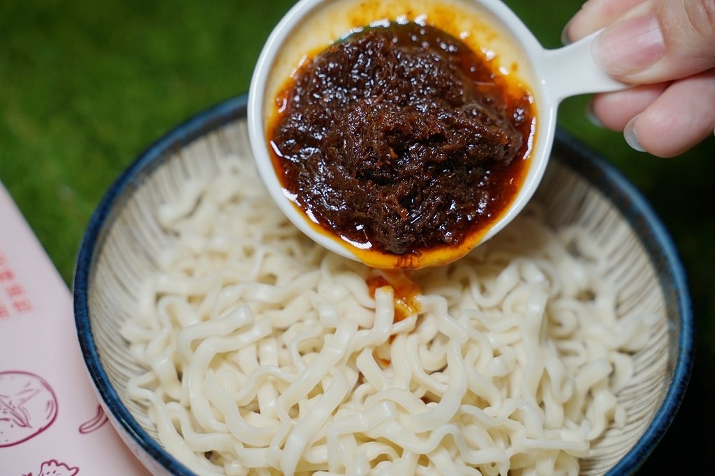 【網購乾拌麵推薦】傳統日曬製法台南關廟麵 ITQI國際風味評鑑星級殊榮 三男小食麵