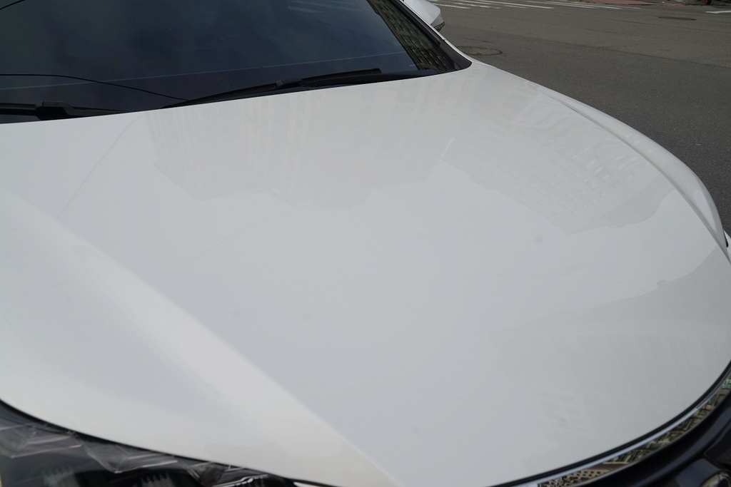 【竹北洗車打蠟推薦】豪華手工洗車+頂級棕櫚蠟 新竹第一間JOWUA特斯拉實體配件專賣店 洗來登竹北汽車美容中心