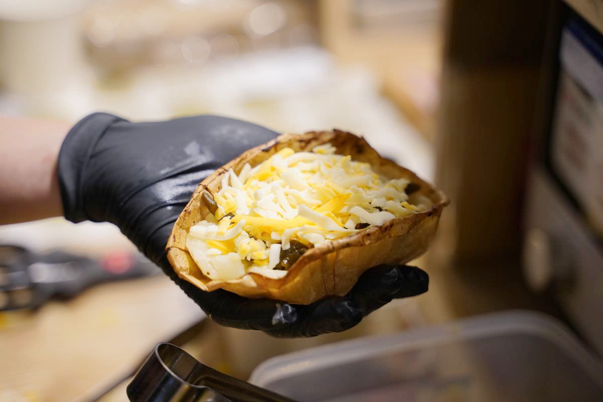 【微光集 TTwilight Bazaar】台東必去鐵花新聚落 台東農創音樂市集 寒假每日開市 - 第61張圖 【微光集 TTwilight Bazaar】台東必去鐵花新聚落 台東農創音樂市集 寒假每日開市