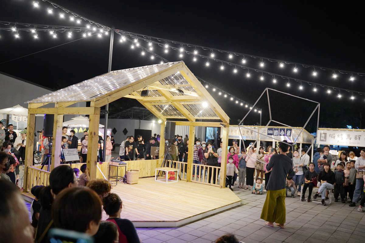 【微光集 TTwilight Bazaar】台東必去鐵花新聚落 台東農創音樂市集 寒假每日開市 - 第71張圖 【微光集 TTwilight Bazaar】台東必去鐵花新聚落 台東農創音樂市集 寒假每日開市
