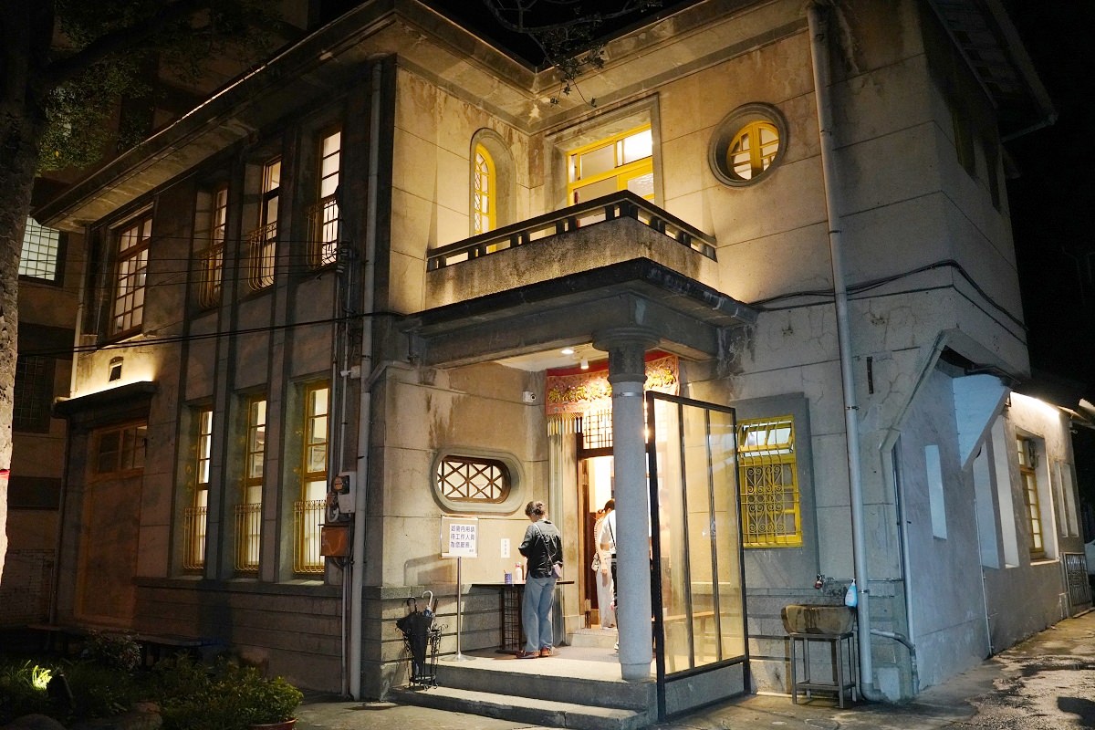 【新竹關西麵食館推薦】關西老鎮長巴洛克式風格洋房 關西最美麵店 一銀麵 - 第3張圖