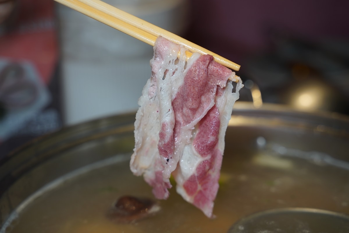 【食鍋性也】青埔美食火鍋吃到飽推薦 鮮魚蛤蜊鮮美甘甜湯頭 超低價+219升級肉品吃的超過癮 - 第26張圖