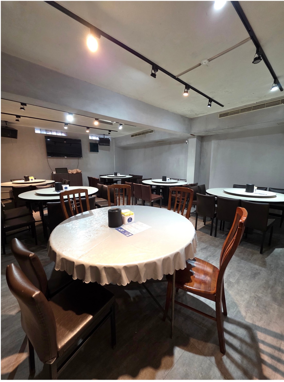 【新店聚餐餐廳推薦】宸軒園海鮮中興店 尾牙/春酒/家庭聚餐 香港老師傅駐店港式料理原汁原味 - 第4張圖 【新店聚餐餐廳推薦】宸軒園海鮮中興店 尾牙/春酒/家庭聚餐 香港老師傅駐店港式料理原汁原味