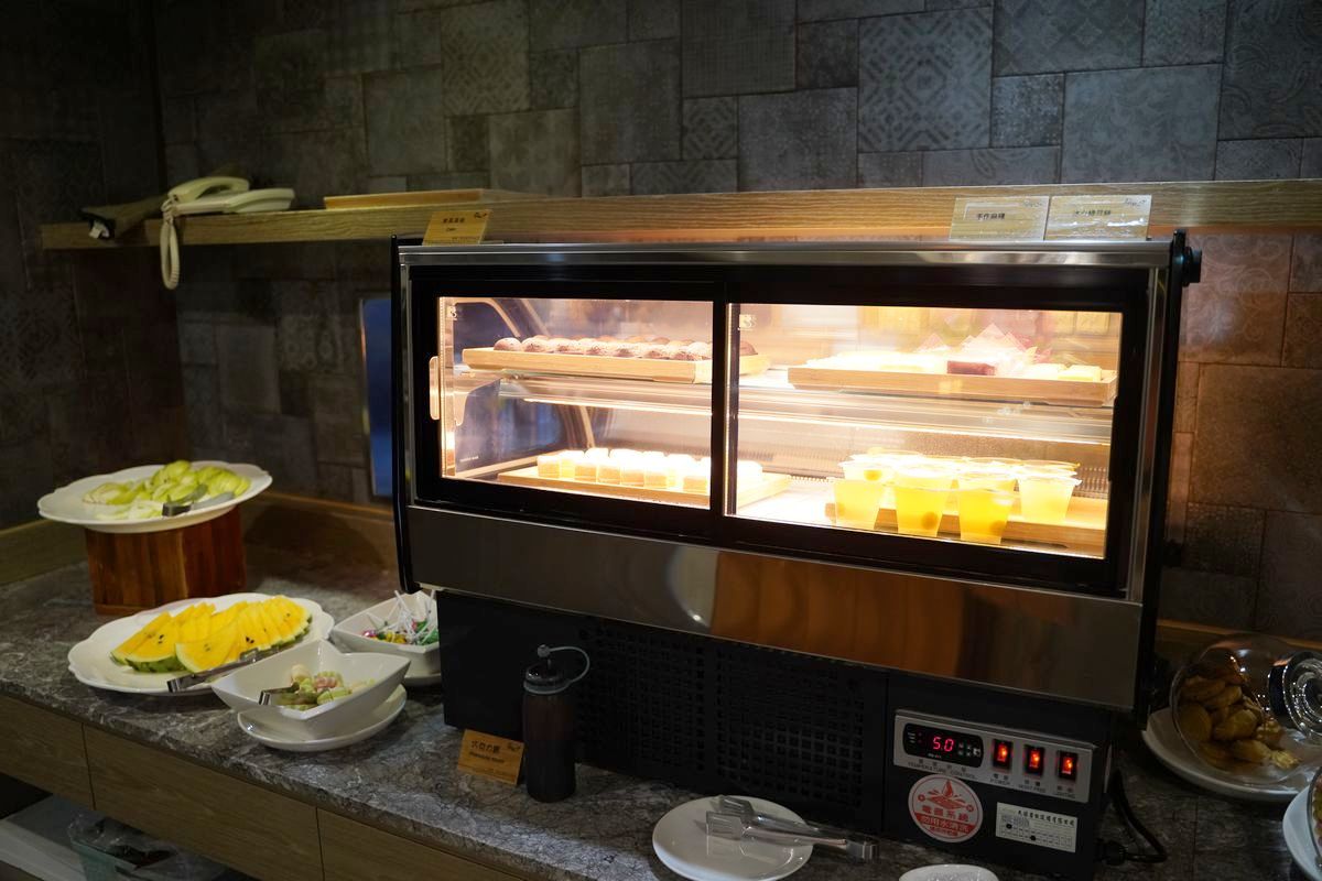 【蘭桂坊花園酒店N訪】嘉義市最熱鬧文化路夜市內 豐盛多樣早餐吃到飽 嘉義市住宿飯店推薦 - 第21張圖