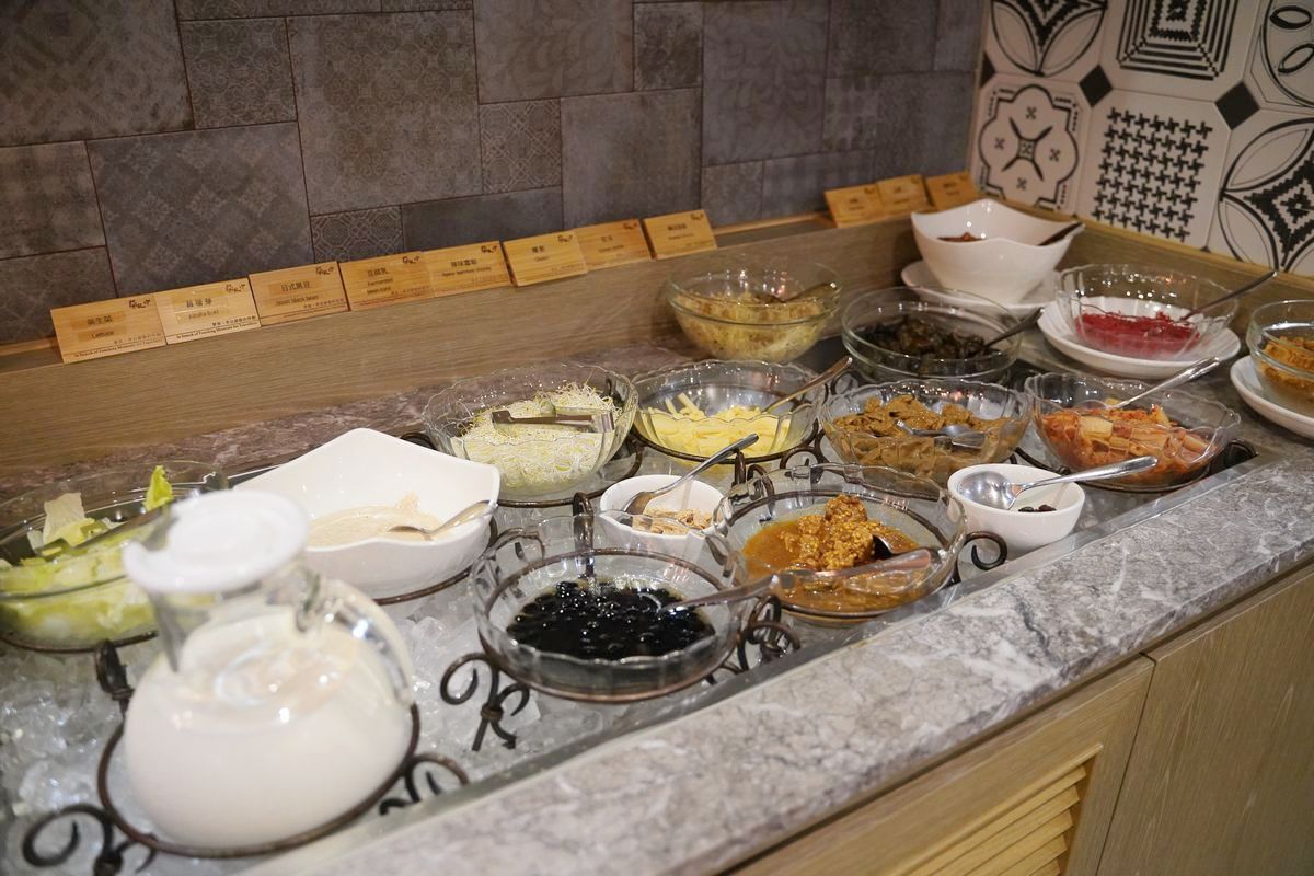 【蘭桂坊花園酒店N訪】嘉義市最熱鬧文化路夜市內 豐盛多樣早餐吃到飽 嘉義市住宿飯店推薦 - 第22張圖