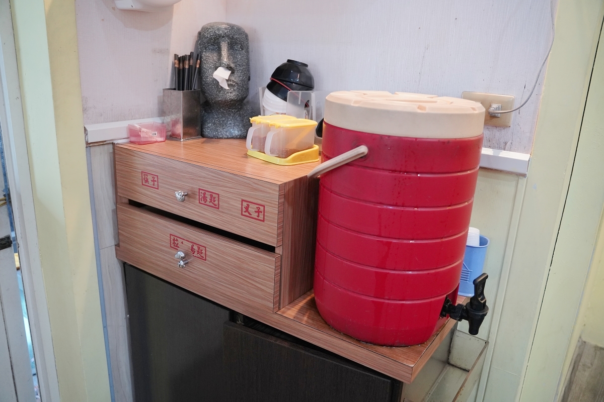 【佐食坊蘇澳店】蘇澳義大利麵推薦 內用紅茶喝到飽 招牌海鮮粥必點 大隻小卷鮮蝦蛤蜊通通都有 - 第4張圖