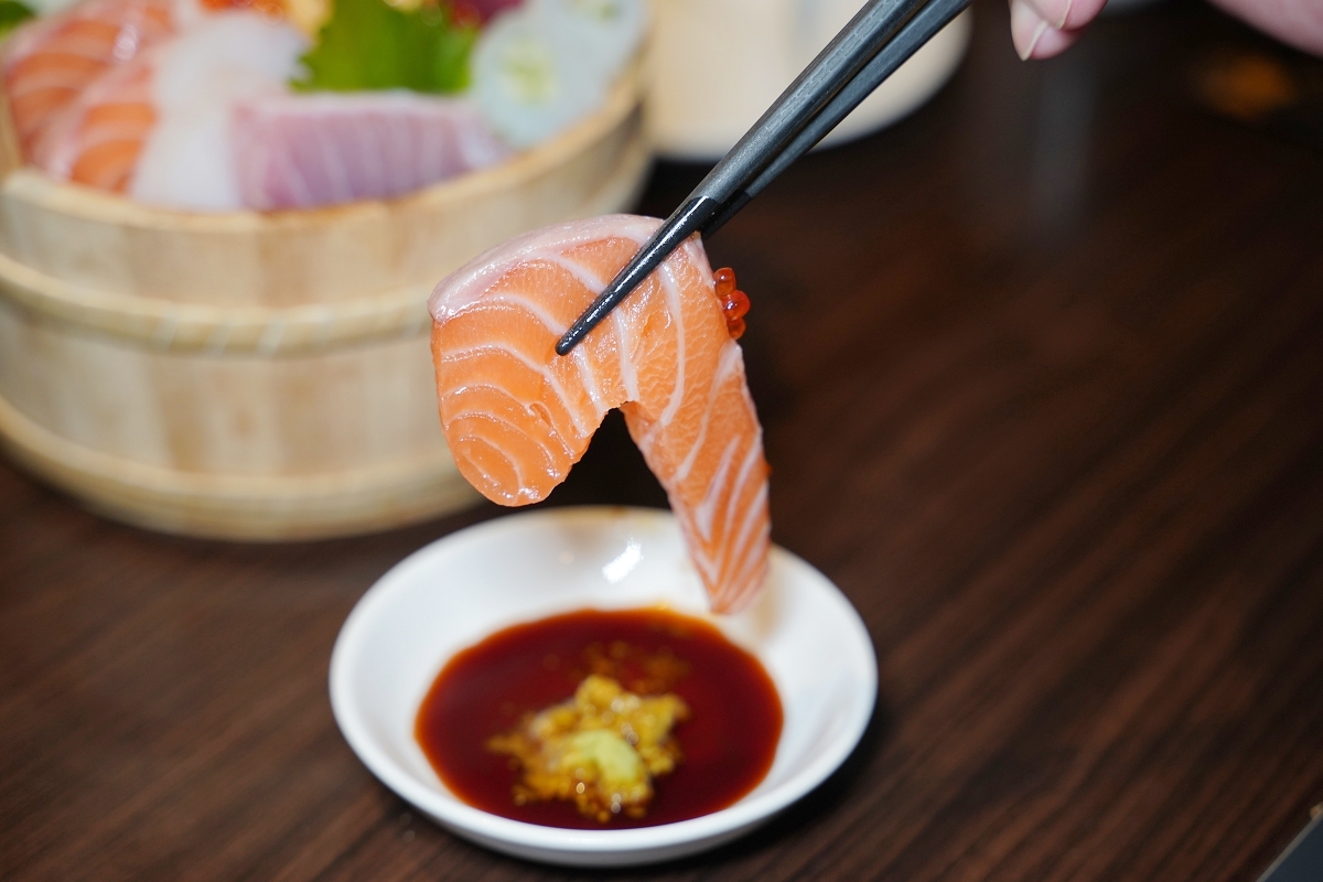 【魚金海鮮居食屋二訪】高CP值無菜單料理個人獨享套餐 超浮誇魚金海鮮木桶/豪華海鮮握壽司 - 第26張圖