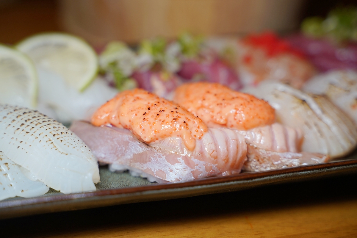 【魚金海鮮居食屋二訪】高CP值無菜單料理個人獨享套餐 超浮誇魚金海鮮木桶/豪華海鮮握壽司 - 第40張圖