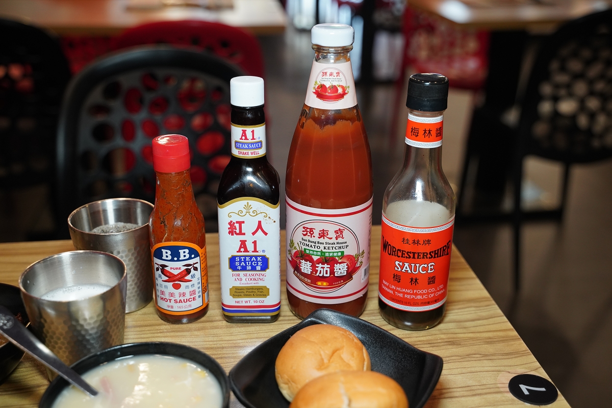 【孫東寶台式牛排教父桃園中山店】桃園市政府美食推薦 貴族30週年指定聯名餐送爽爽吃貨吊飾 - 第17張圖