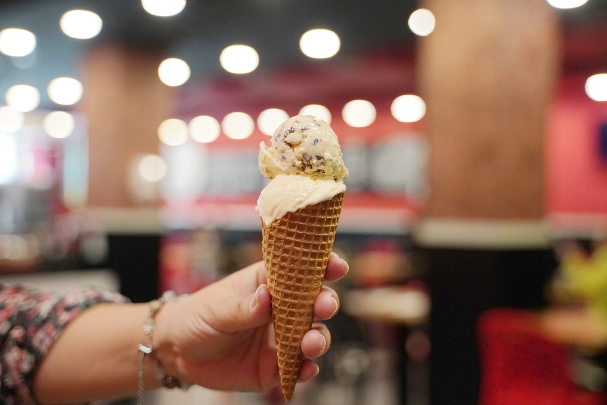 【孫東寶台式牛排教父桃園中山店】桃園市政府美食推薦 貴族30週年指定聯名餐送爽爽吃貨吊飾 - 第28張圖