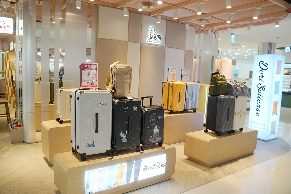 【大江國際購物中心】全台最美室內聖誕車站開箱 全國獨家全年免費停車 桃園最推薦的購物中心 - 第124張圖