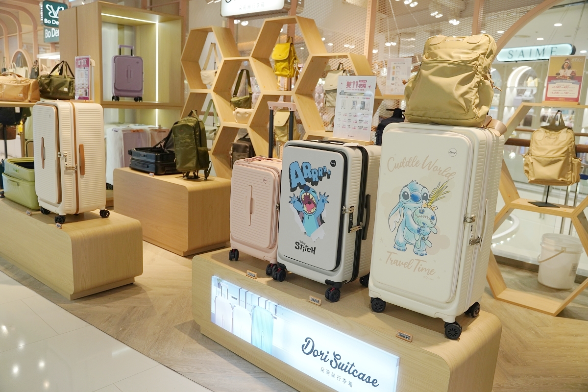 【大江國際購物中心】全台最美室內聖誕車站開箱 全國獨家全年免費停車 桃園最推薦的購物中心 - 第125張圖