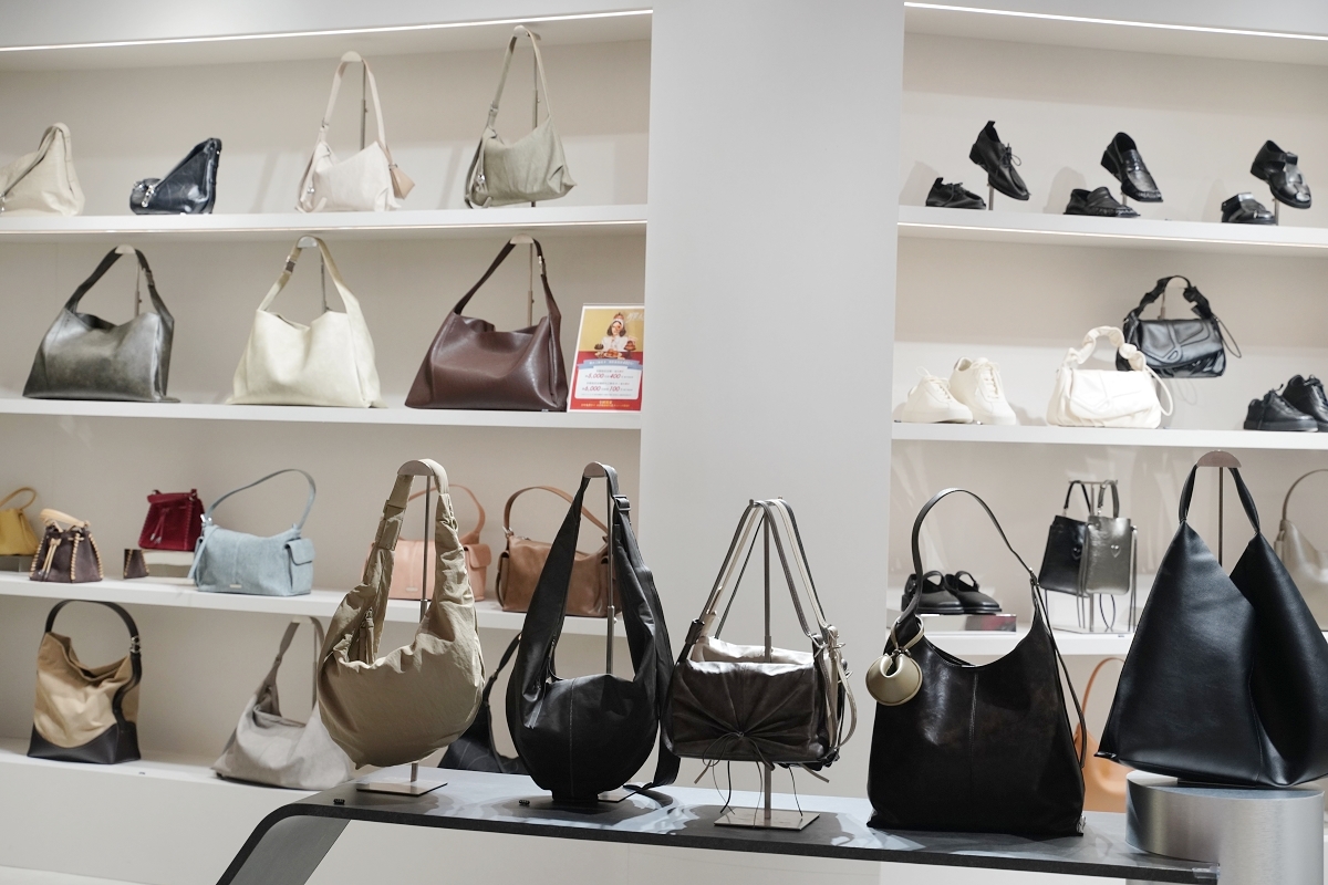 【大江國際購物中心】全台最美室內聖誕車站開箱 全國獨家全年免費停車 桃園最推薦的購物中心 - 第53張圖