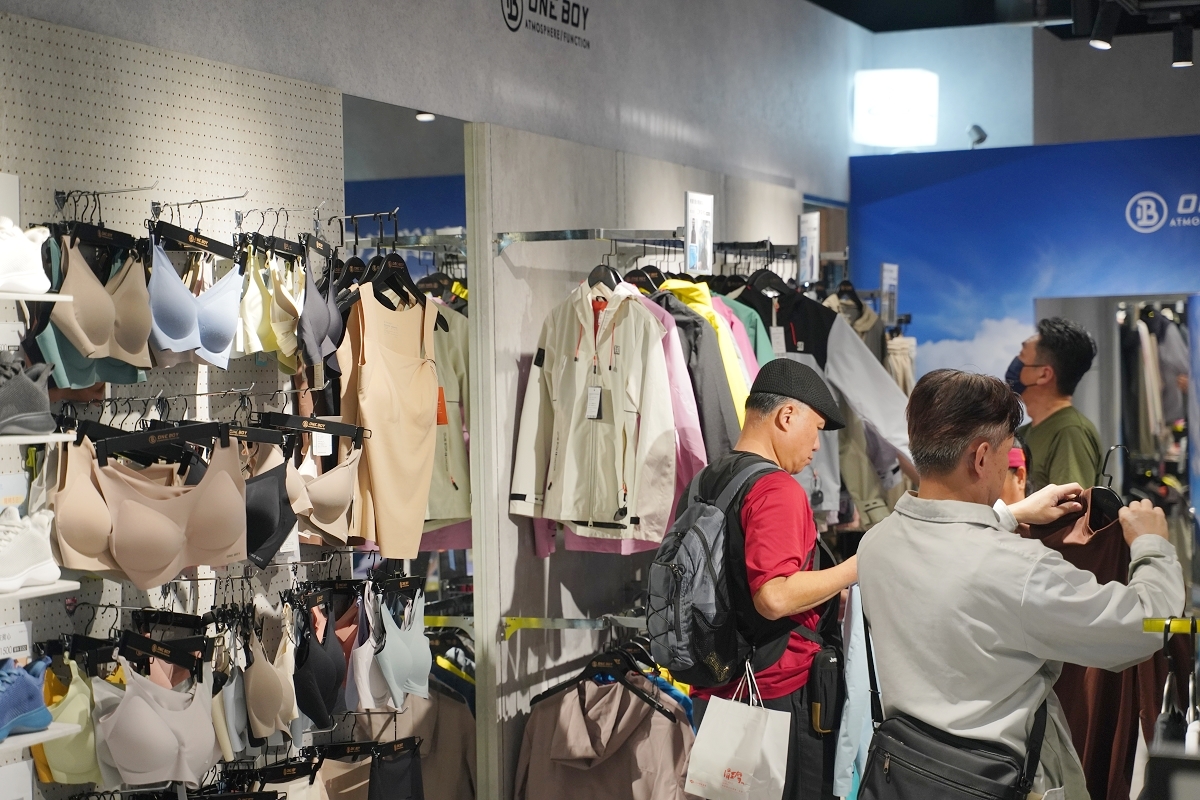 【大江國際購物中心】全台最美室內聖誕車站開箱 全國獨家全年免費停車 桃園最推薦的購物中心 - 第93張圖