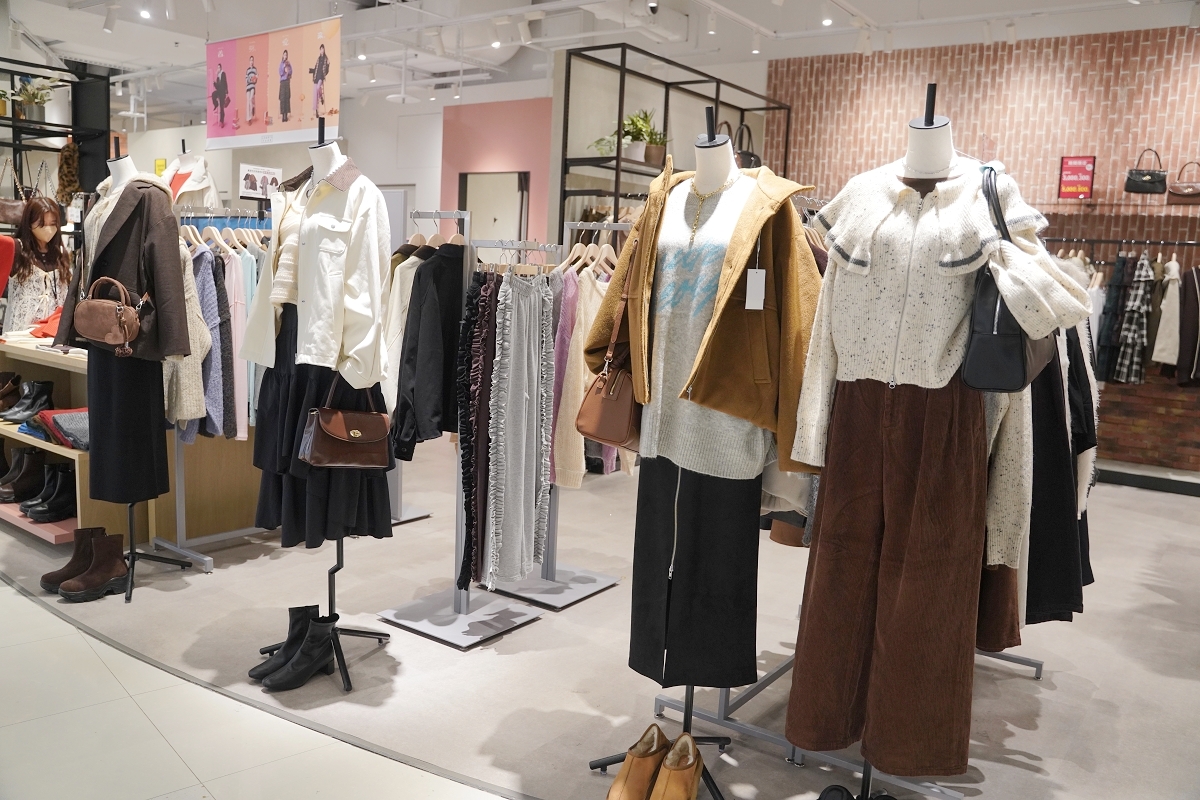 【大江國際購物中心】全台最美室內聖誕車站開箱 全國獨家全年免費停車 桃園最推薦的購物中心 - 第59張圖