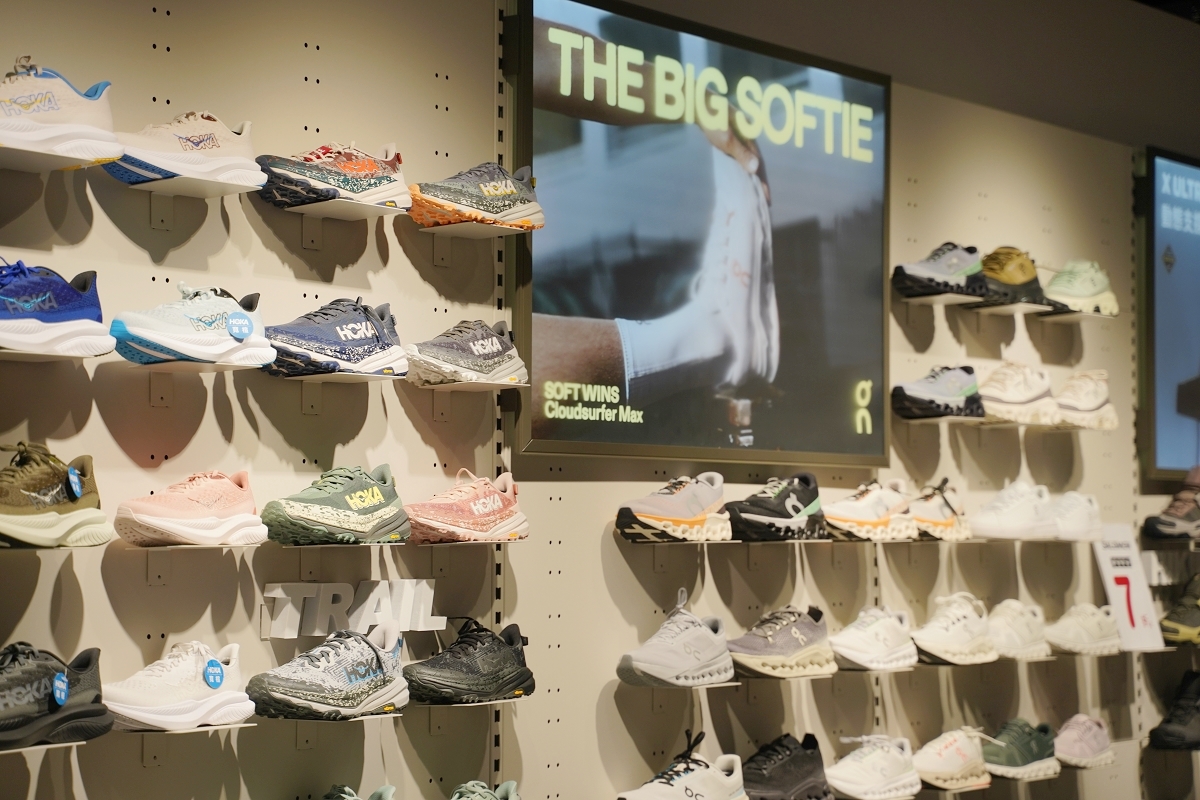 【大江國際購物中心】全台最美室內聖誕車站開箱 全國獨家全年免費停車 桃園最推薦的購物中心 - 第97張圖