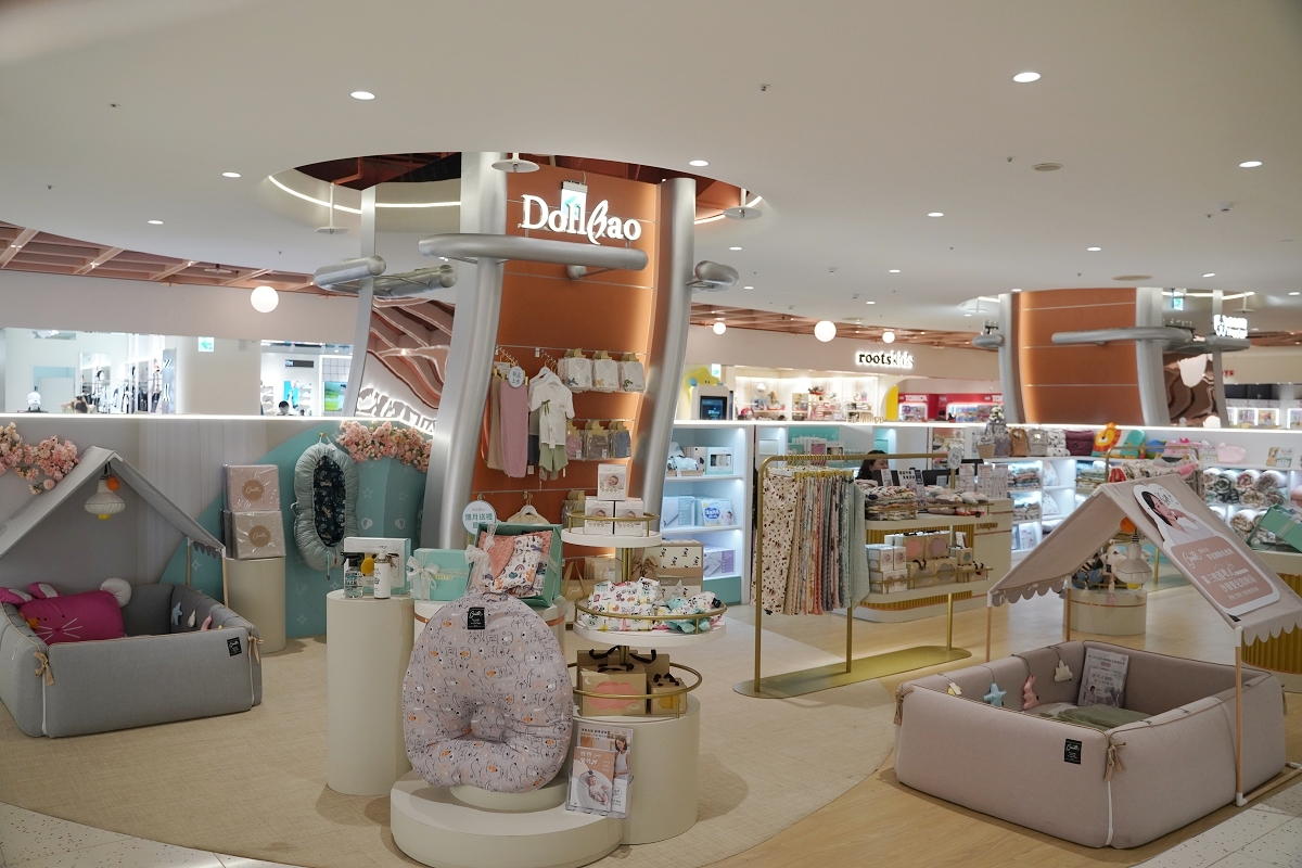 【大江國際購物中心】全台最美室內聖誕車站開箱 全國獨家全年免費停車 桃園最推薦的購物中心 - 第74張圖