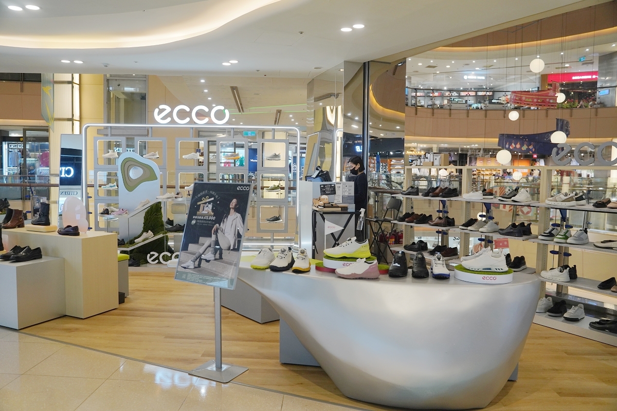 【大江國際購物中心】全台最美室內聖誕車站開箱 全國獨家全年免費停車 桃園最推薦的購物中心 - 第111張圖