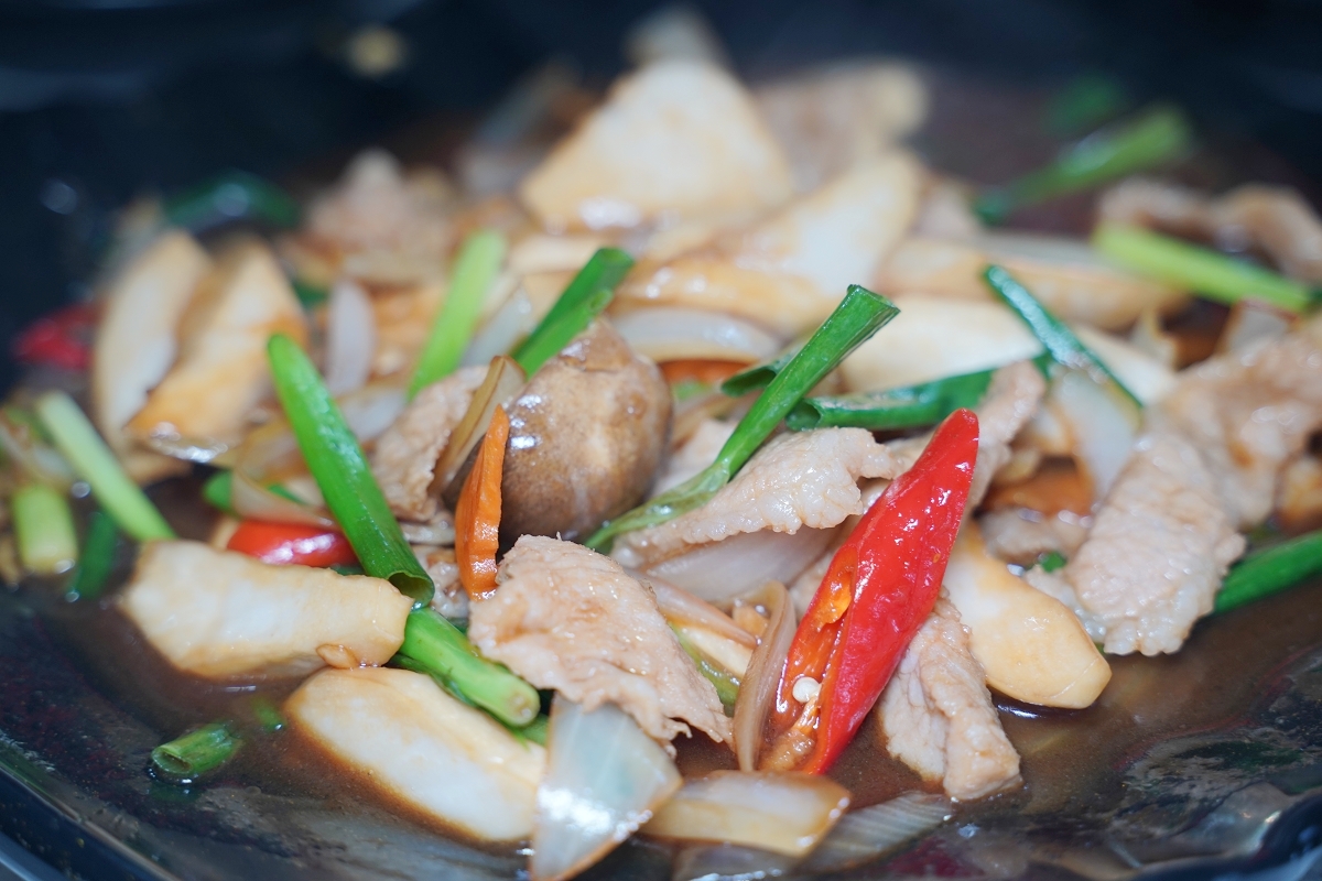 【七里香甕仔雞日月潭店】南投埔里美食餐廳推薦 鄰近桃米生態村/Cona’s妮娜巧克力城堡 - 第11張圖