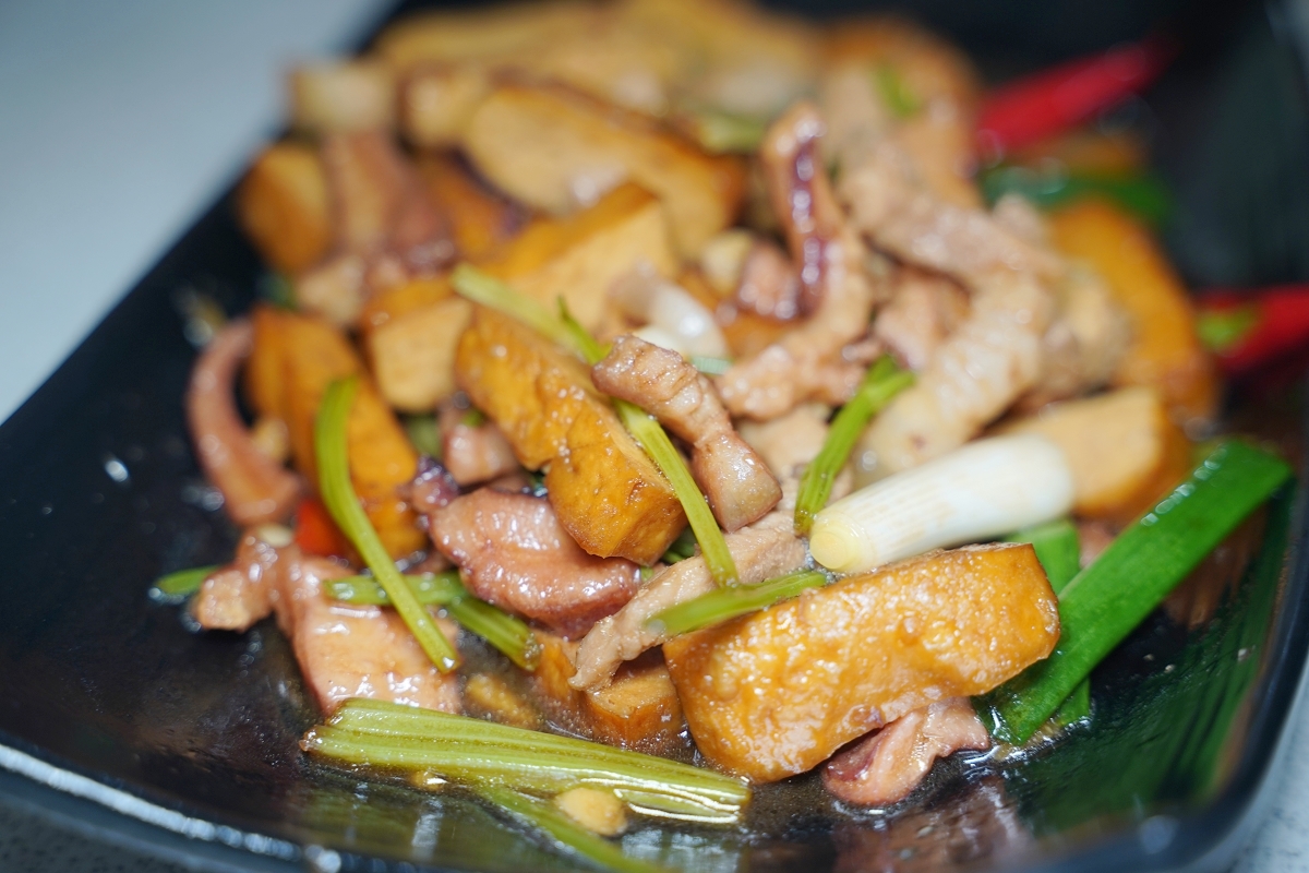 【七里香甕仔雞日月潭店】南投埔里美食餐廳推薦 鄰近桃米生態村/Cona’s妮娜巧克力城堡 - 第12張圖