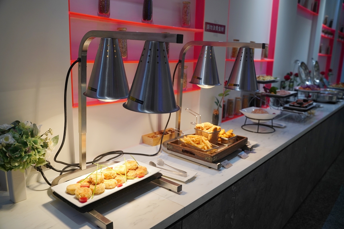 【IF Motel商務汽旅】桃園藝文特區汽車旅館 全新房型頂級按摩椅 超豐富自助早餐吃到飽 - 第31張圖