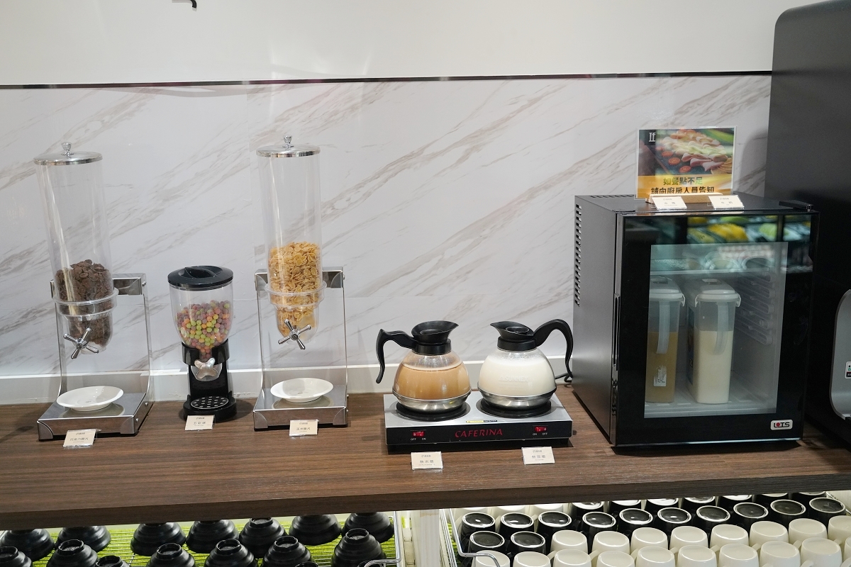 【IF Motel商務汽旅】桃園藝文特區汽車旅館 全新房型頂級按摩椅 超豐富自助早餐吃到飽 - 第44張圖