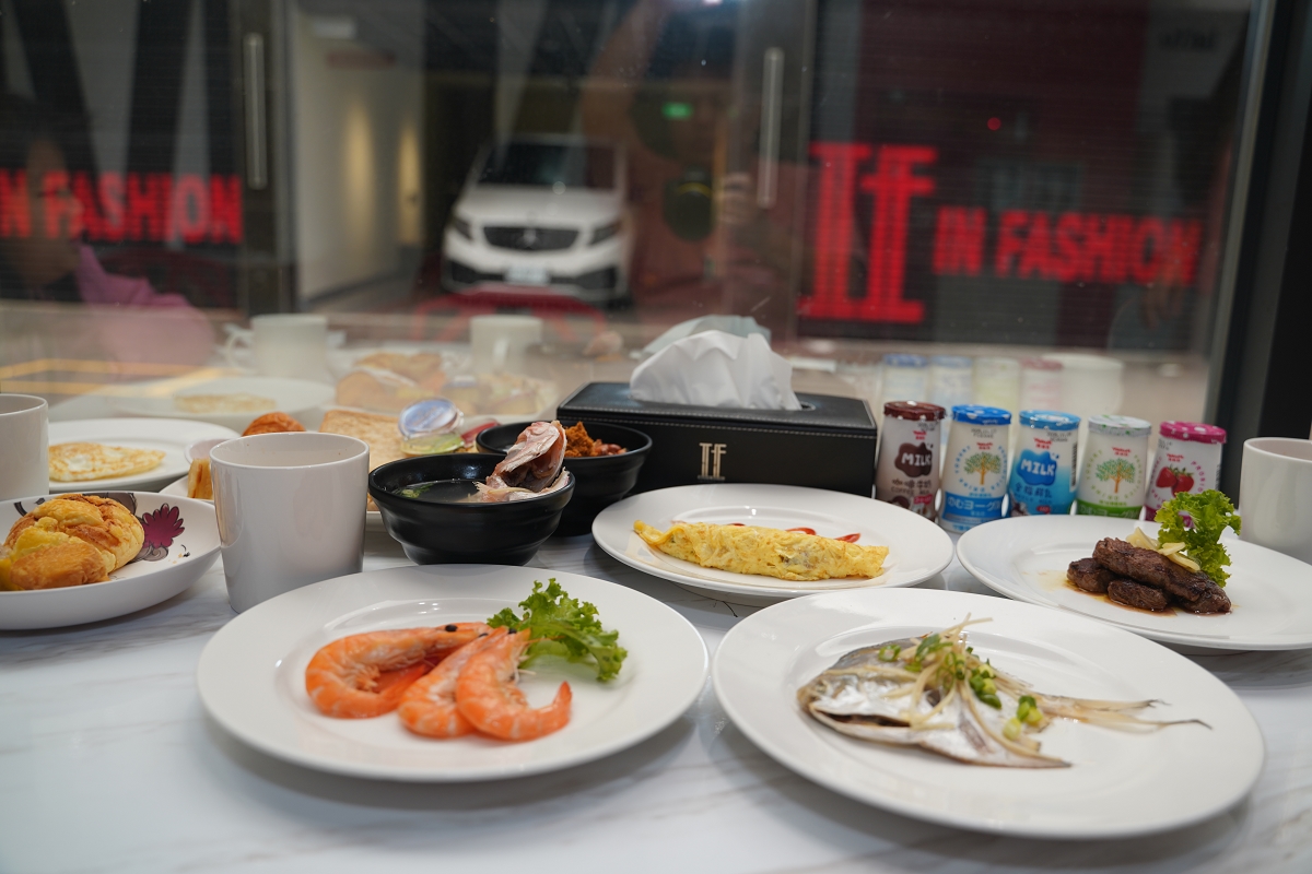 【IF Motel商務汽旅】桃園藝文特區汽車旅館 全新房型頂級按摩椅 超豐富自助早餐吃到飽 - 第47張圖