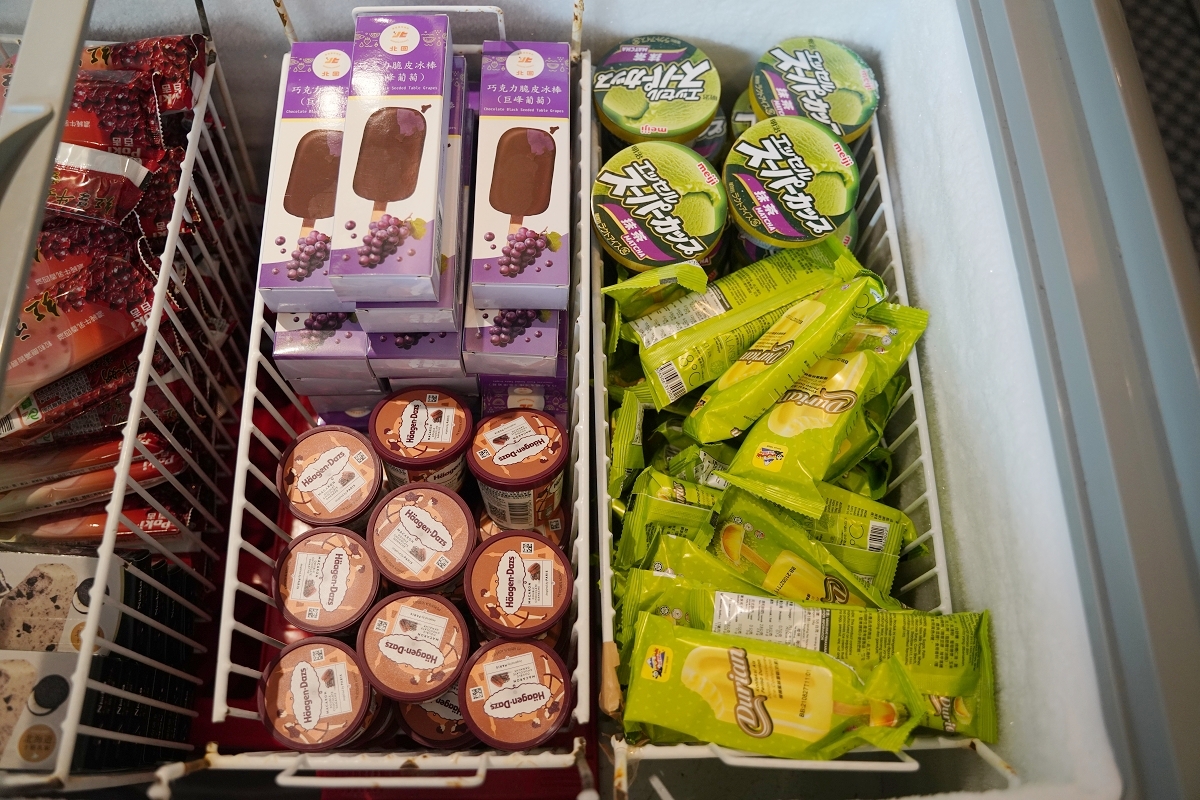 【羽葉麻辣火鍋三重火鍋吃到飽推薦】和牛海鮮 哈根達斯迷你杯/雪糕無限量供應 超大千坪停車場 - 第52張圖