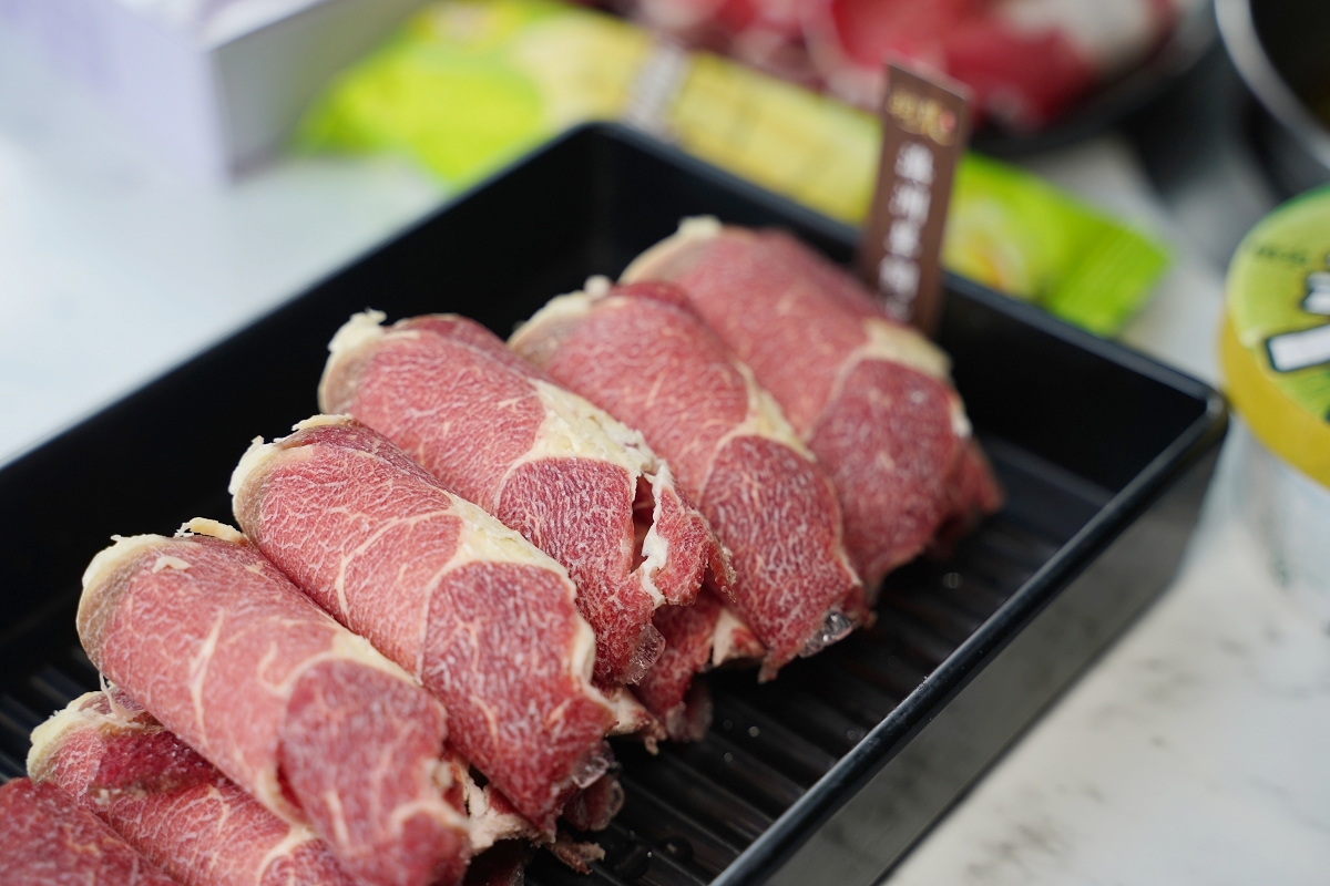 【羽葉麻辣火鍋三重火鍋吃到飽推薦】和牛海鮮 哈根達斯迷你杯/雪糕無限量供應 超大千坪停車場 - 第70張圖