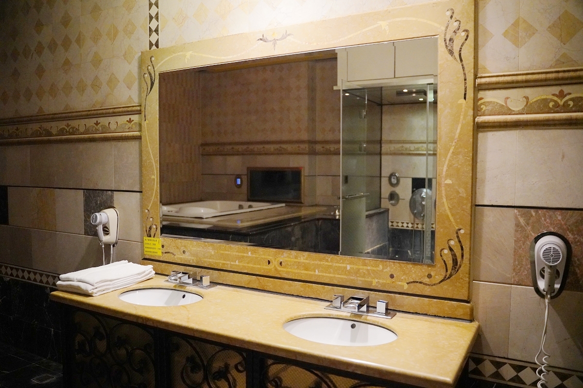 【七星國際汽車旅館】內壢汽車旅館推薦 2000坪數十間精品客房 大型氣泡按摩浴缸頂級SPA - 第14張圖