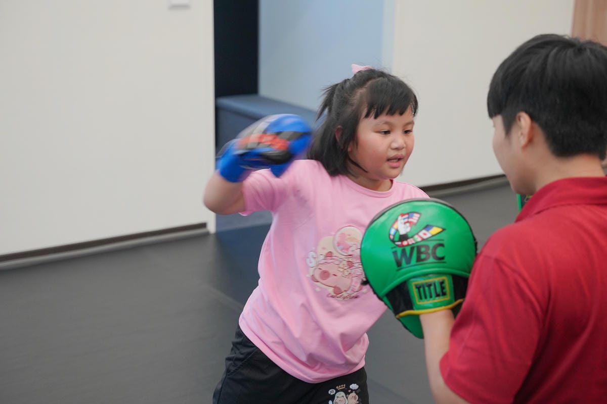 【Customfit客美健身】桃園兒童運動課程推薦 兒童拳擊課程 強化體能/提升專注力