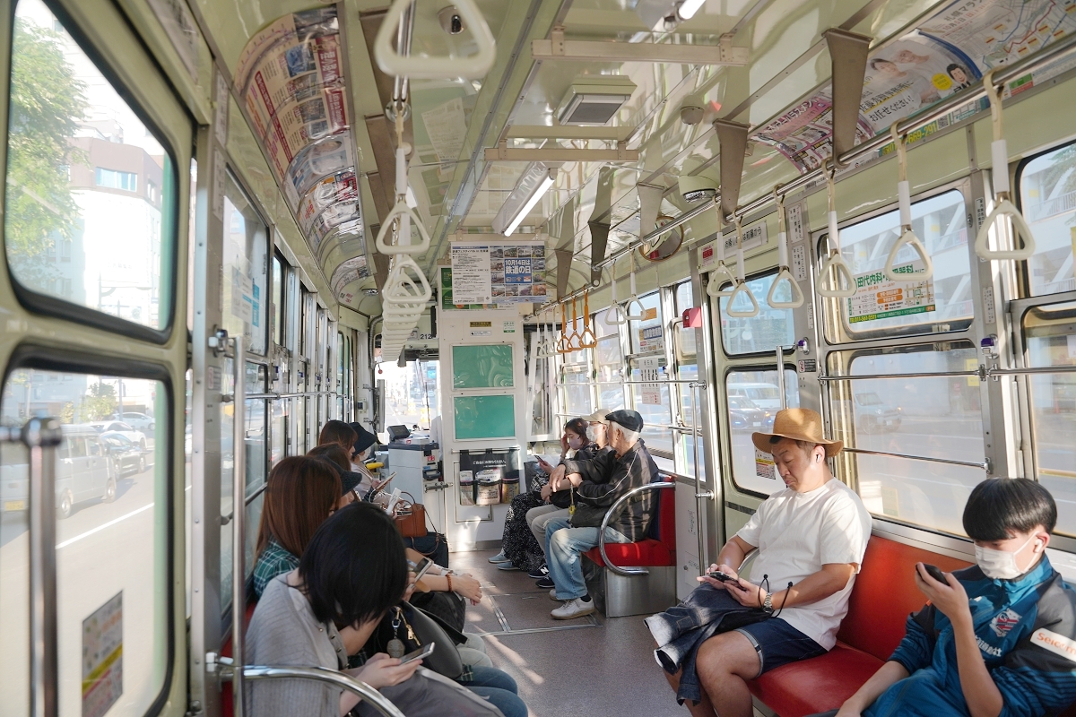 【札幌市營有軌電車】體驗札幌市民日常生活 每次乘車230日圓 搭乘路面電車暢遊札幌城市美景