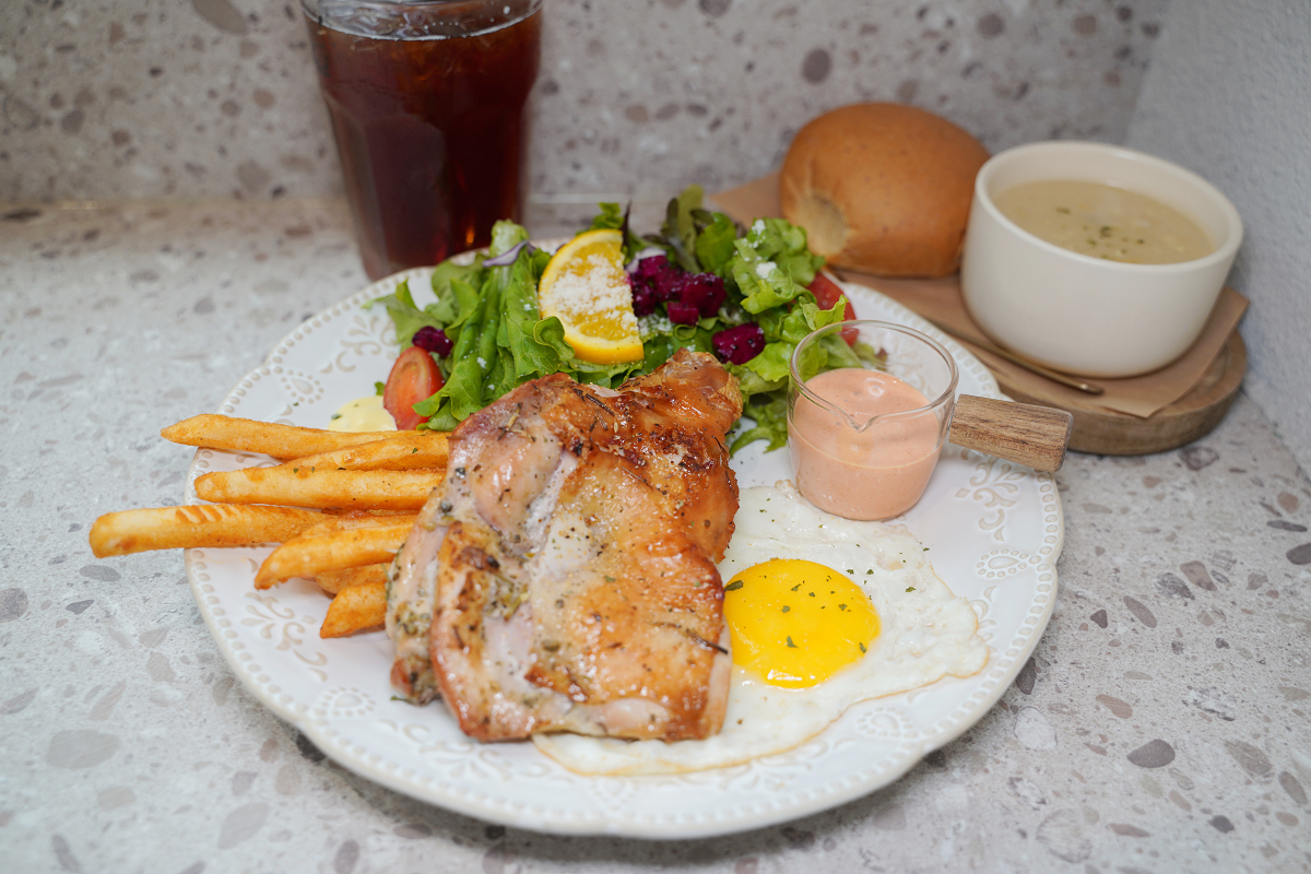 【哇嘎噠WAGADA咖啡早午餐】青埔網美早午餐 可愛貓掌挑高雙層用餐空間 免費專用停車場 - 第16張圖