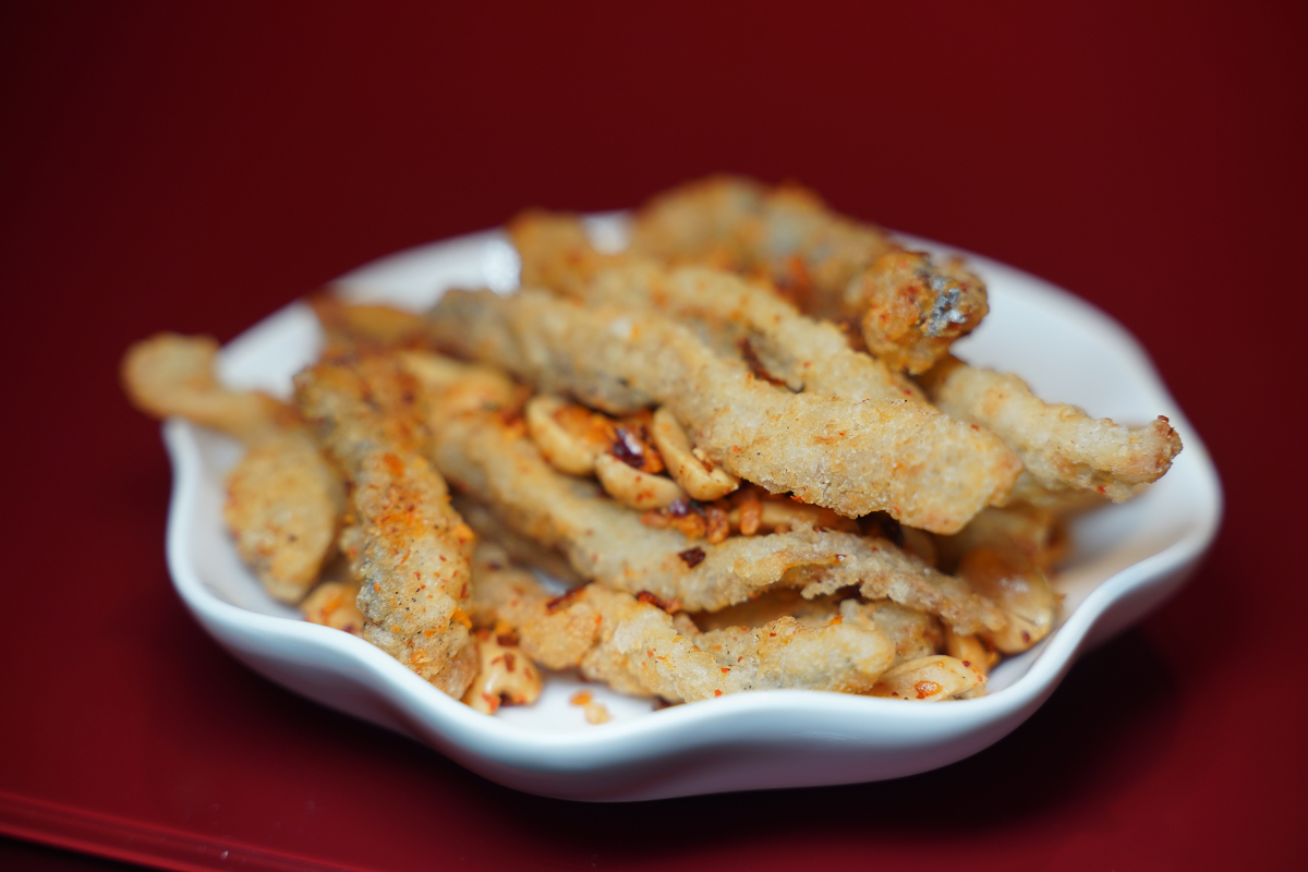 【麟聚粵式私房料理】台北米其林餐廳推薦 粵式私廚招牌玻璃脆皮小乳鴨必吃 台北小巨蛋美食餐廳