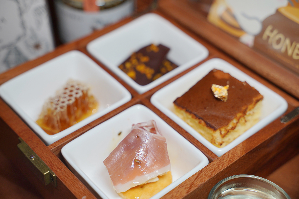 【滿誠蜂蜜純蜂蜜專賣店】1979來自雲林崙背養蜂園堅持自然養蜂培育法 蜂蜜甜點蜂蜜飲下午茶 - 第17張圖 【滿誠蜂蜜純蜂蜜專賣店】1979來自雲林崙背養蜂園堅持自然養蜂培育法 蜂蜜甜點蜂蜜飲下午茶