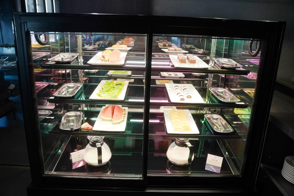 【樂逸旅居高雄七賢館 Lainn】高雄住宿推薦 鄰近高捷美麗島站/六合夜市 免費下午茶點